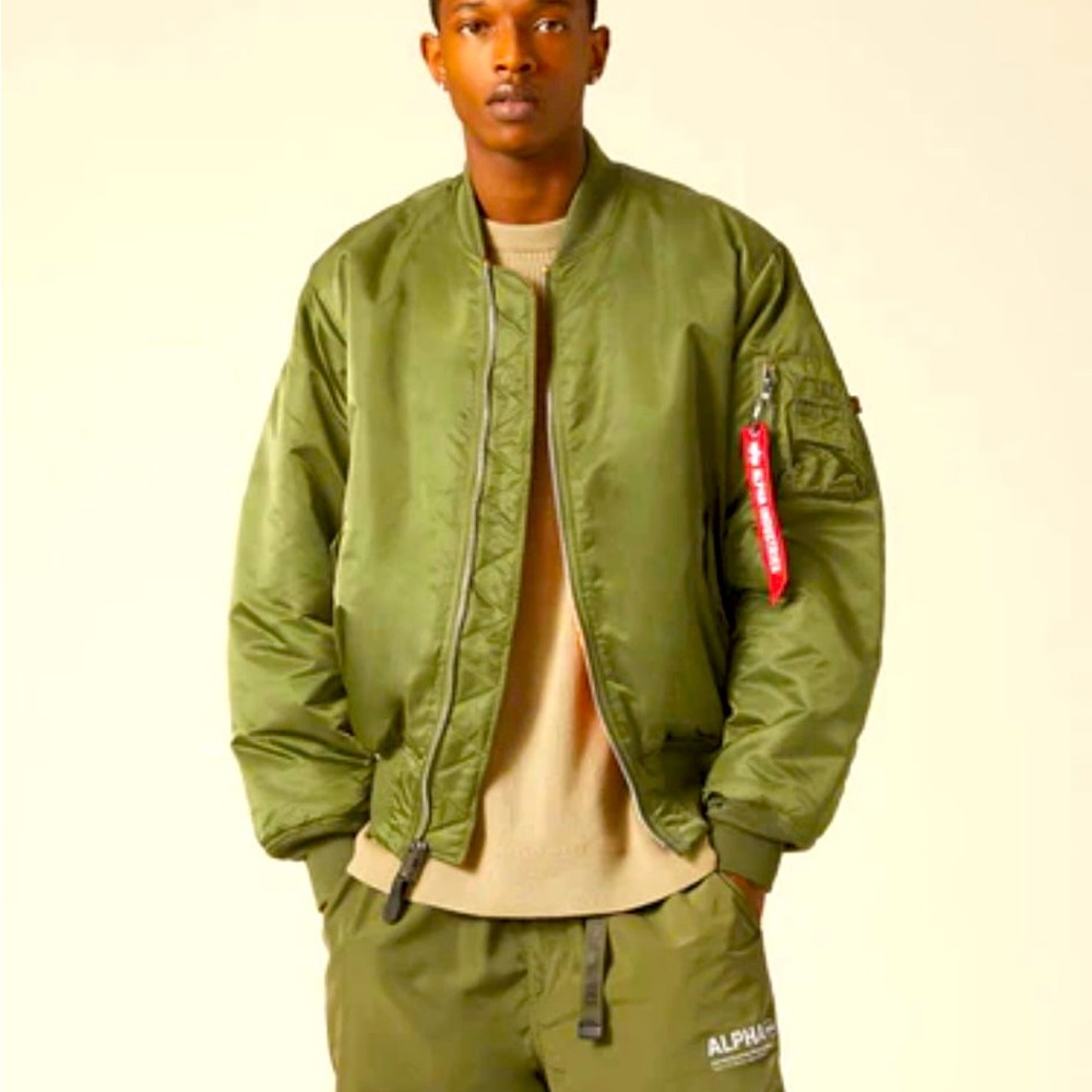 Unisex Alpha Industries bomber military green reversible jacket (size M)